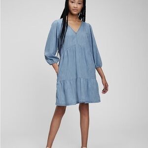 Gap light blue denim dress